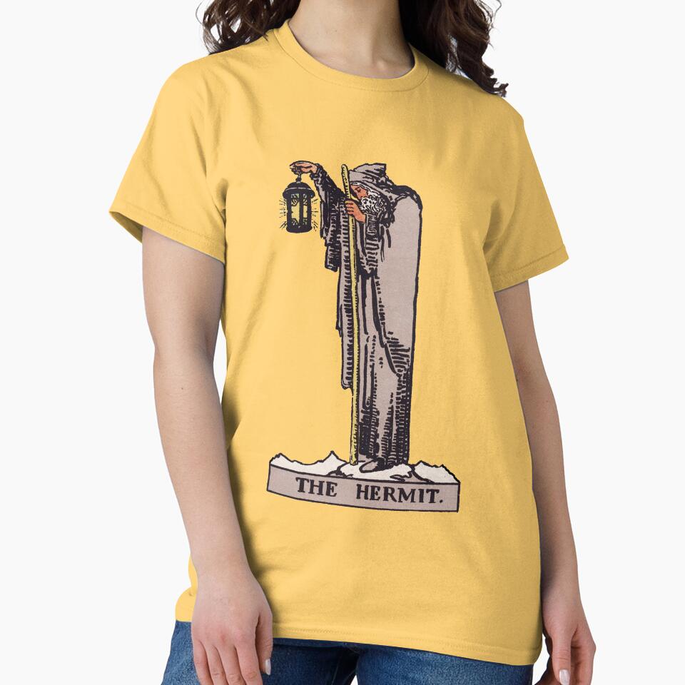 The Hermit Tarot Arcana Design T-shirt